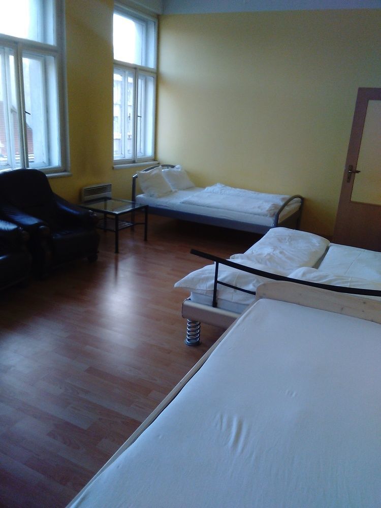 Club Otel 3*